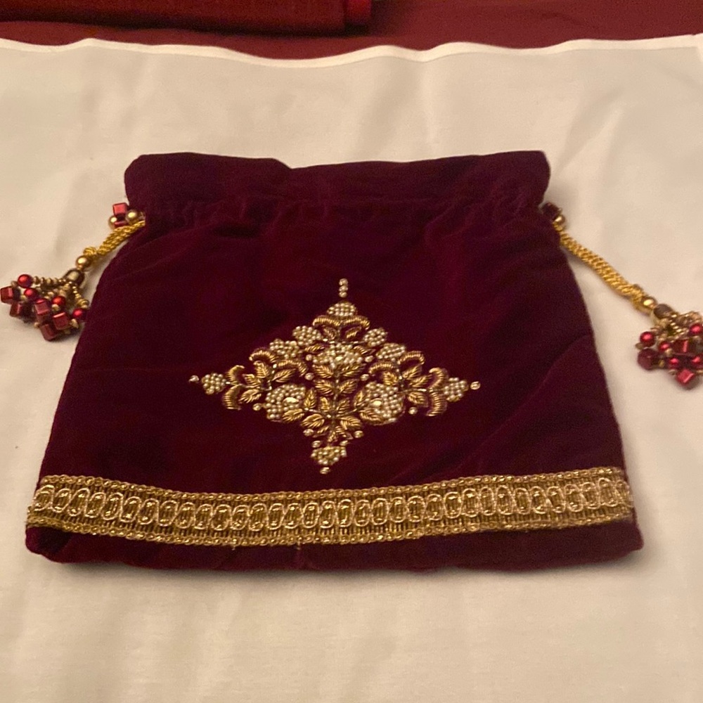 Velvet pouch